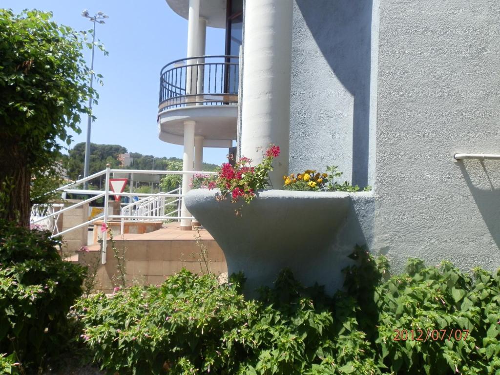 Hostal Bonavista Blanes Extérieur photo