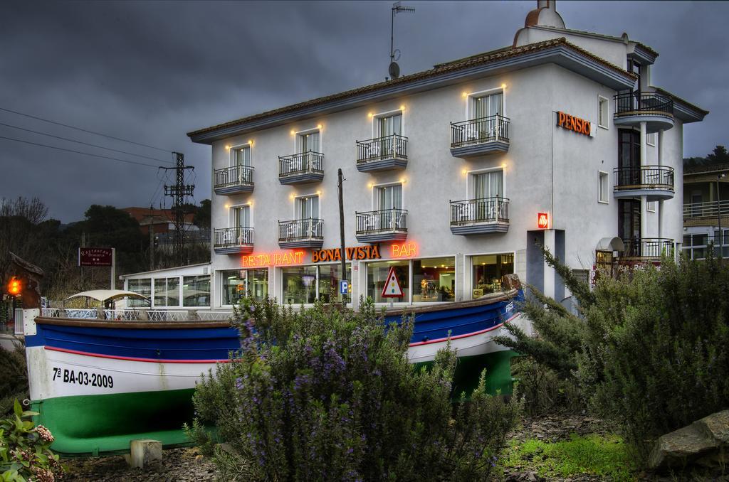 Hostal Bonavista Blanes Extérieur photo